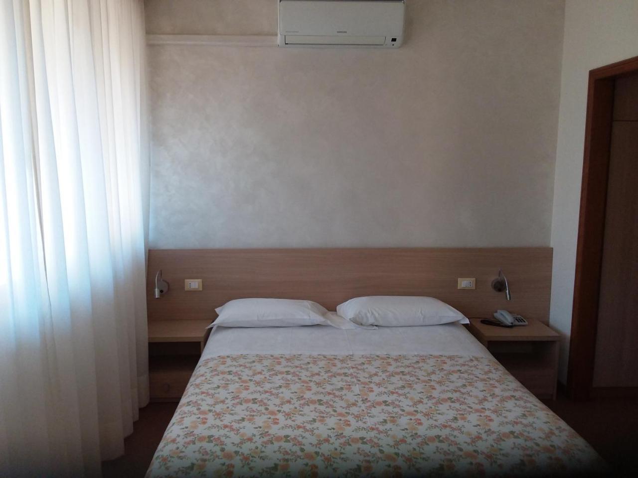 Hotel Nyers Perugia