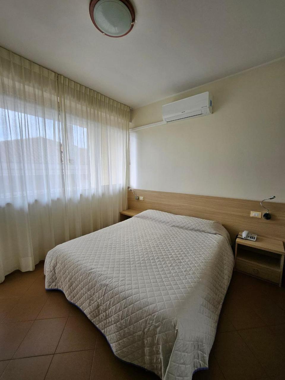 Albergo Nyers * Perugia