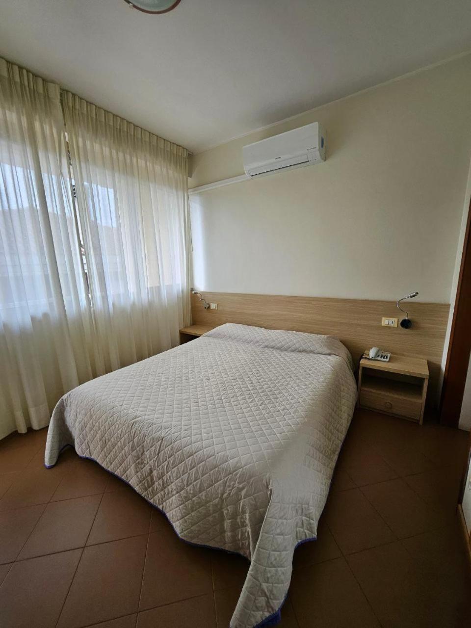 Hotel Nyers Perugia