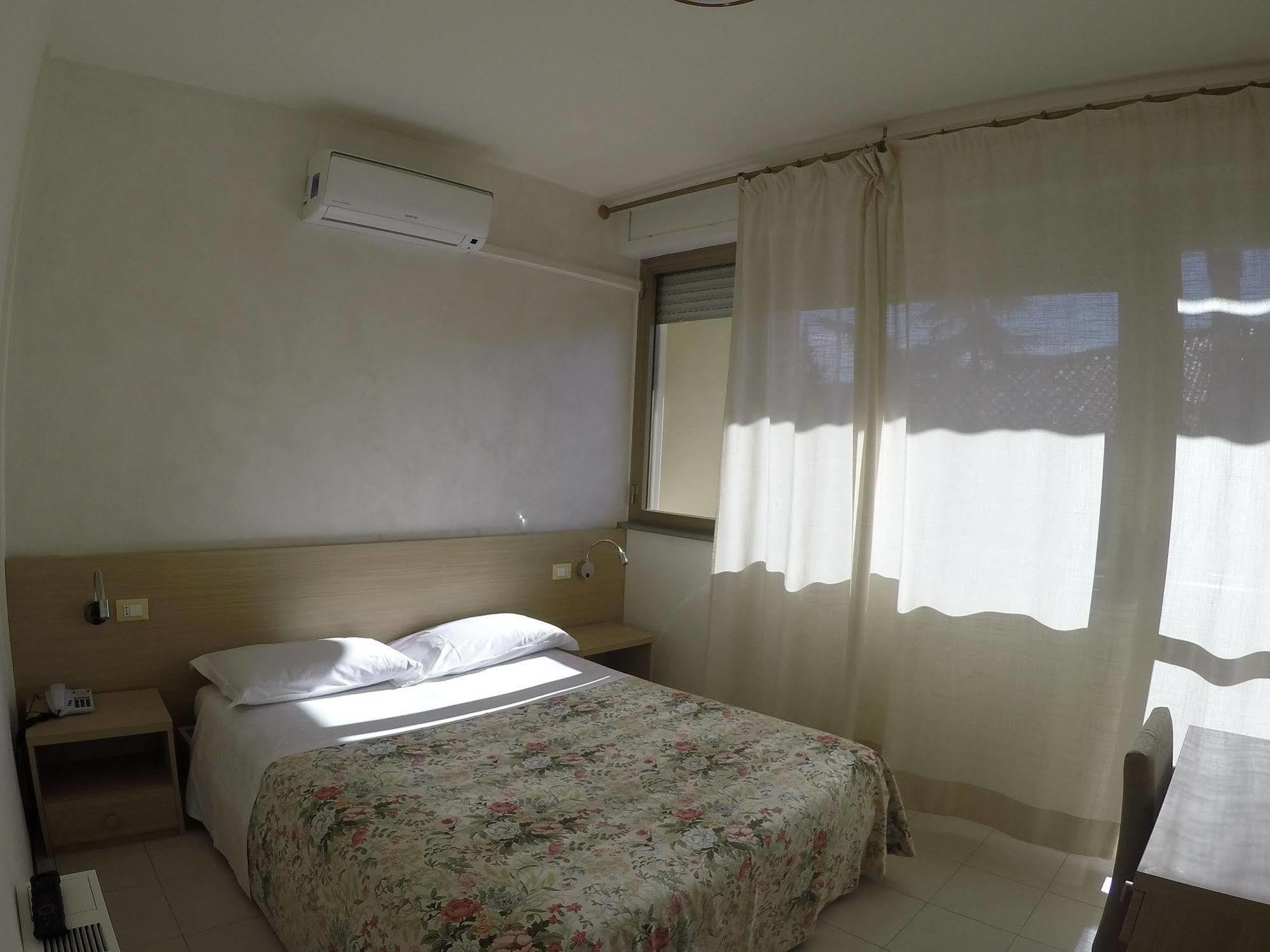 Albergo Nyers *